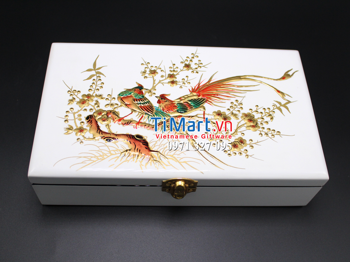 Lacquer Jewellery Box MNVSPC003